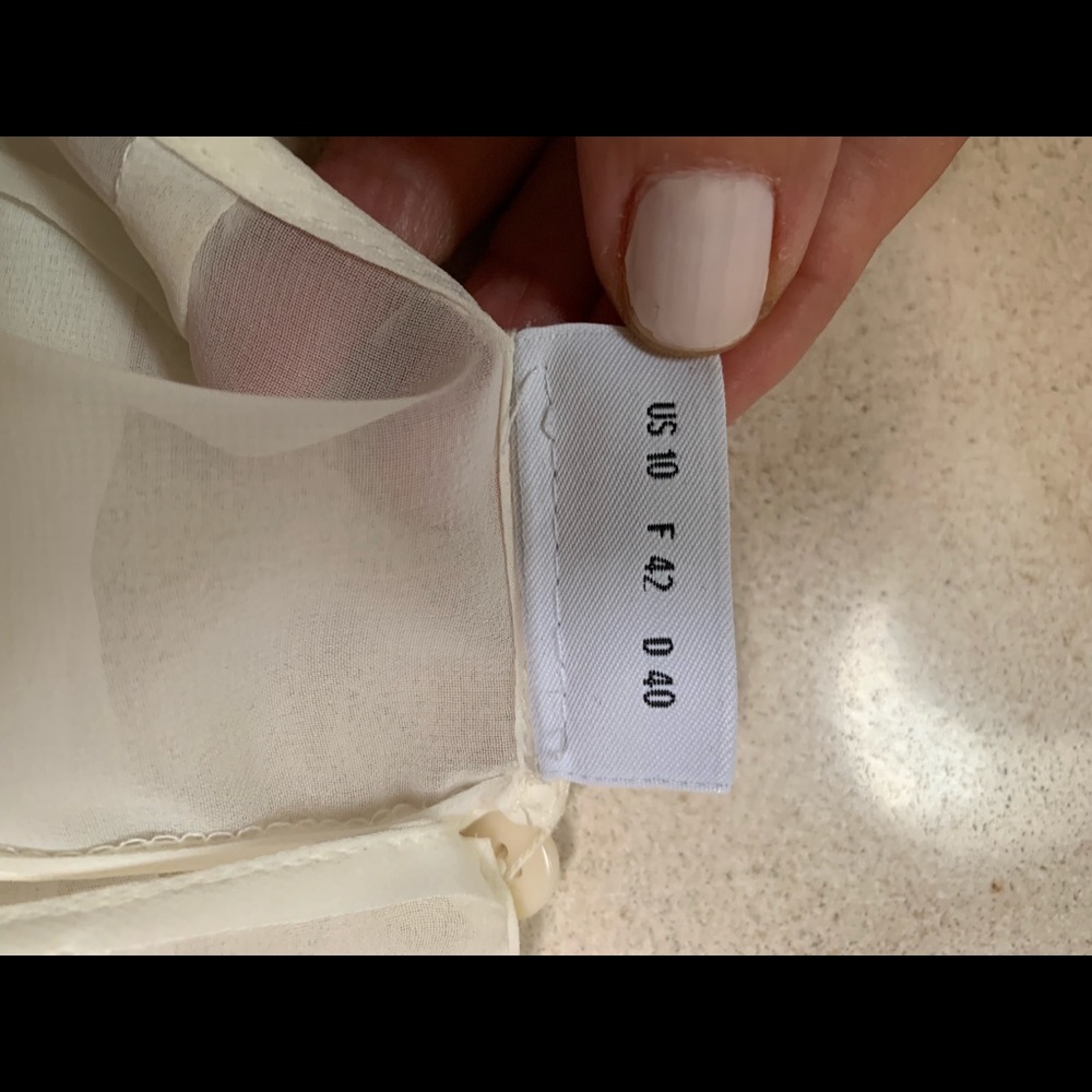 Tops - Picture 6 of 6